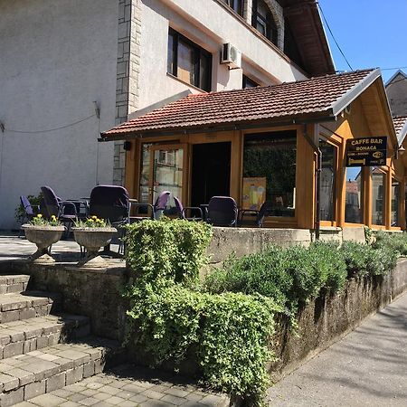 Apartment Bonaca Огулин Екстериор снимка